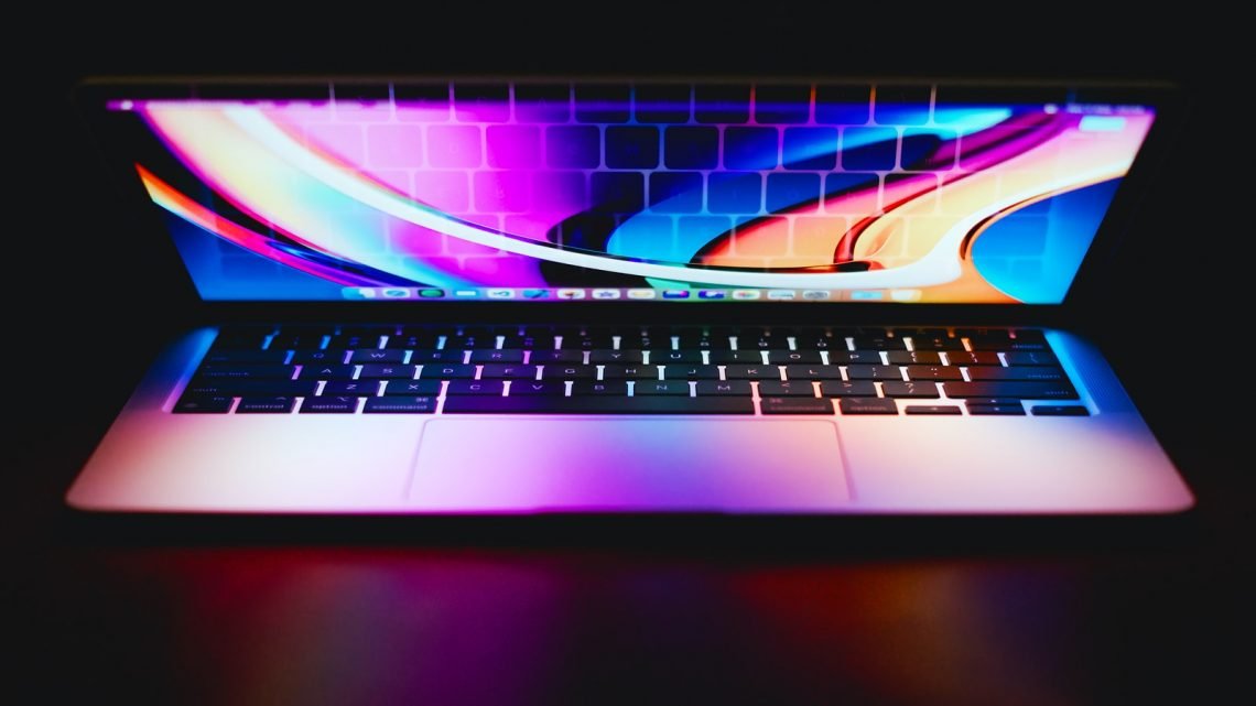 M1 Max MacBook Pro Review! (14″ + 16″)