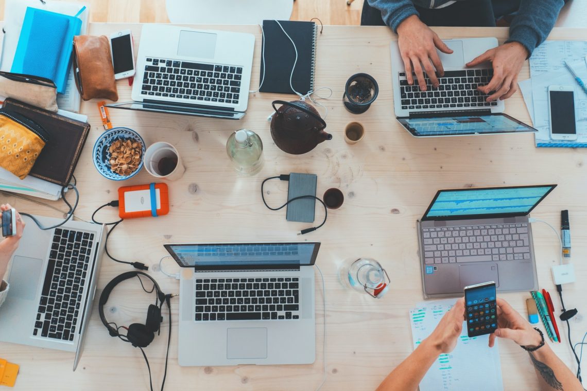 How to Choose a Hybrid App Development Company?